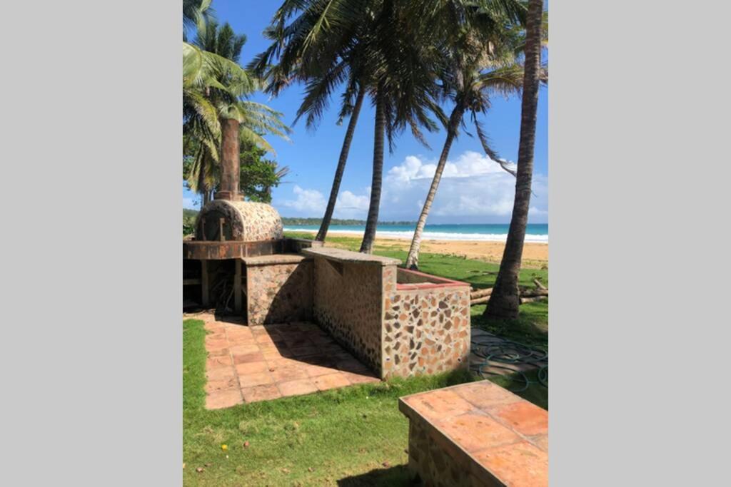 Coconut Castle At La Lodge At Long Bay South End Екстериор снимка